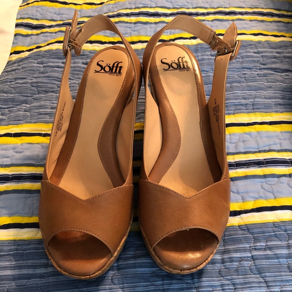 Like new wedge sandals. 8.5